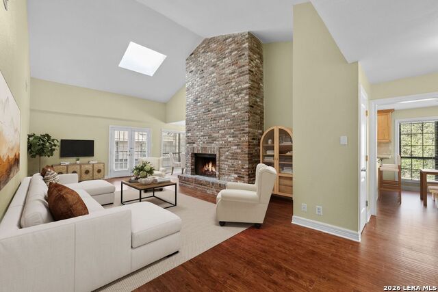 Image 2 of 20 For 3605 Hidden Dr.  4f