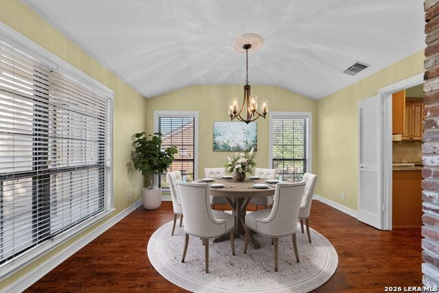 Image 4 of 20 For 3605 Hidden Dr.  4f