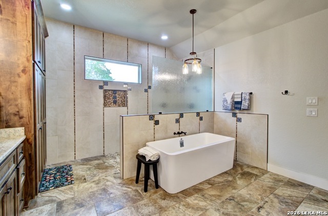 Image 24 of 43 For 242 James  