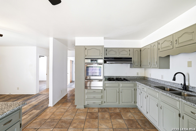 Image 10 of 25 For 3602 Van Dyke Drive