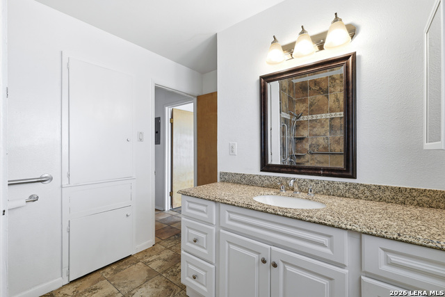 Image 18 of 25 For 3602 Van Dyke Drive