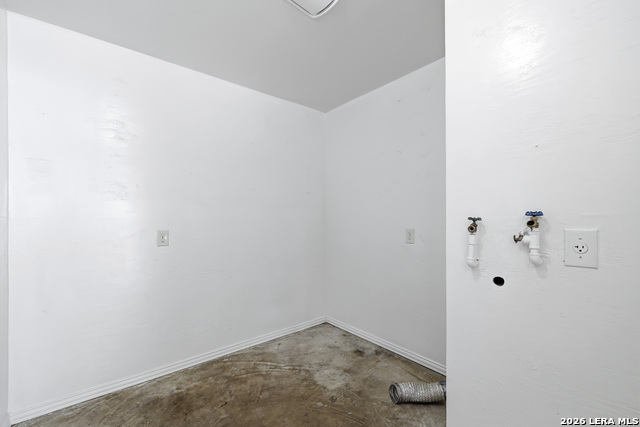 Image 21 of 25 For 3602 Van Dyke Drive