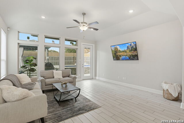 Image 13 of 50 For 8514 Glass Gem Dr