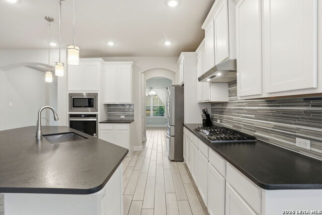 Image 18 of 50 For 8514 Glass Gem Dr