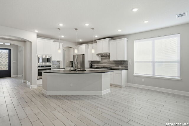 Image 40 of 50 For 8514 Glass Gem Dr