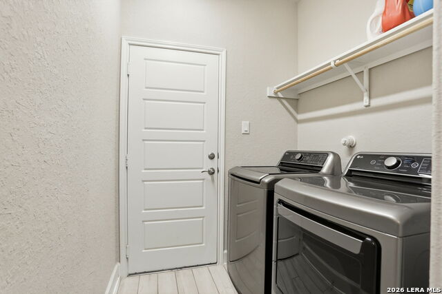 Image 7 of 50 For 8514 Glass Gem Dr