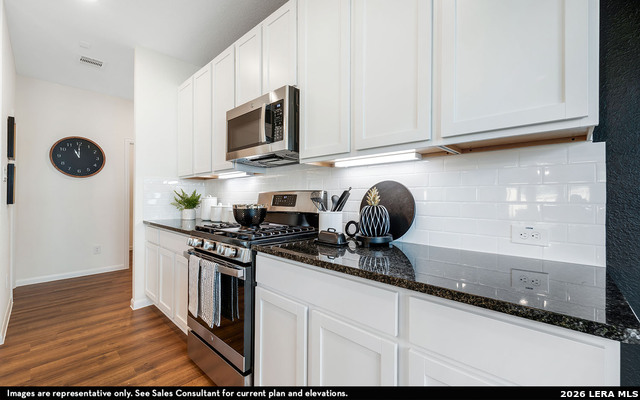 Image 11 of 22 For 11154 Hollinger Cir