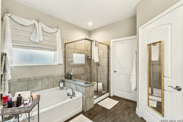 Image 27 of 48 For 4619 Sunrise Beach