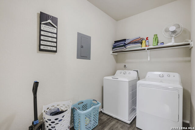 Image 25 of 30 For 10542 Green Lake Dr