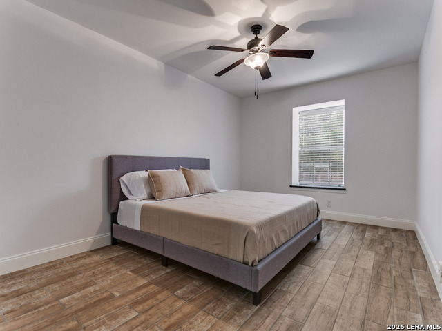 Image 10 of 12 For 8058 Broadway  255-t