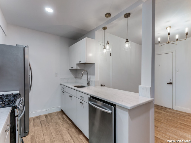 Image 9 of 12 For 8058 Broadway  255-t