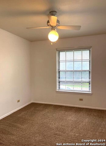 Image 12 of 15 For 136 Valley Oak Dr