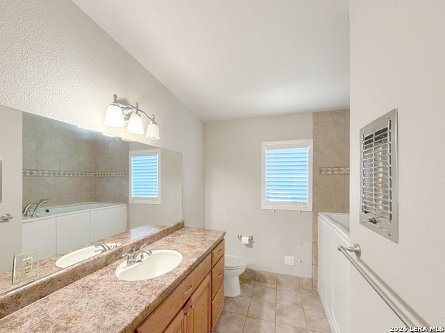 Image 27 of 48 For 1210 Skyline