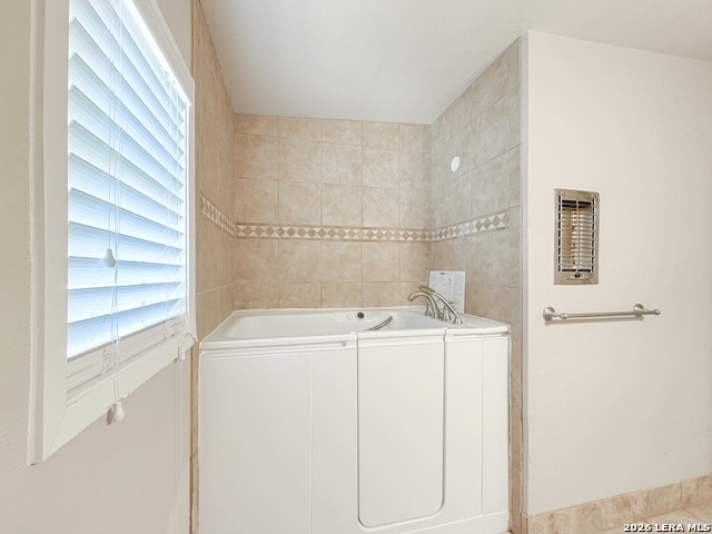 Image 28 of 48 For 1210 Skyline