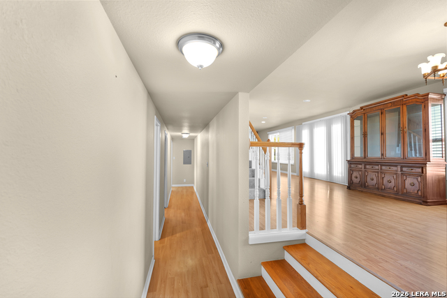 Image 8 of 48 For 1210 Skyline