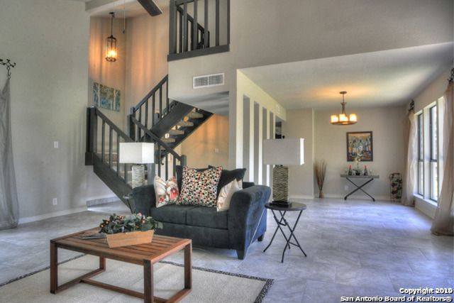 Image 4 of 18 For 4411 Western Pine Woods