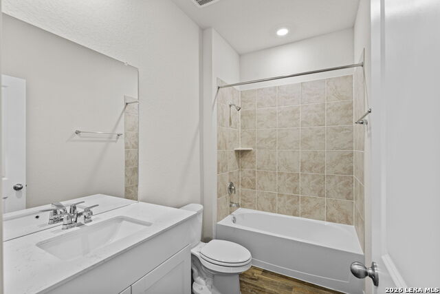 Image 13 of 35 For 3215 Davis Trace