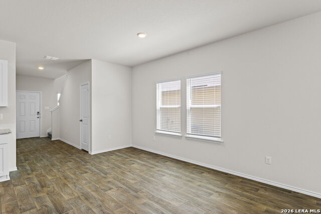 Image 8 of 35 For 3215 Davis Trace