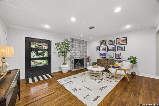 Image 5 of 34 For 1016 Wiltshire Ave