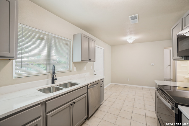 Image 13 of 25 For 10506 Bounty Dr