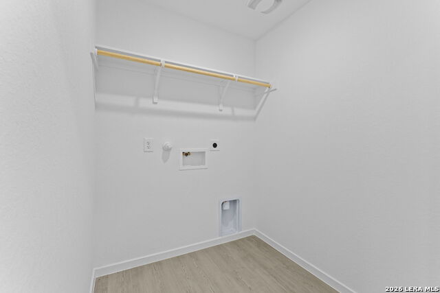 Image 5 of 24 For 12827 Kathleen St