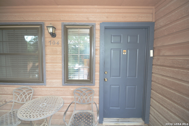 Image 14 of 19 For 4803 Hamilton Wolfe Road  704