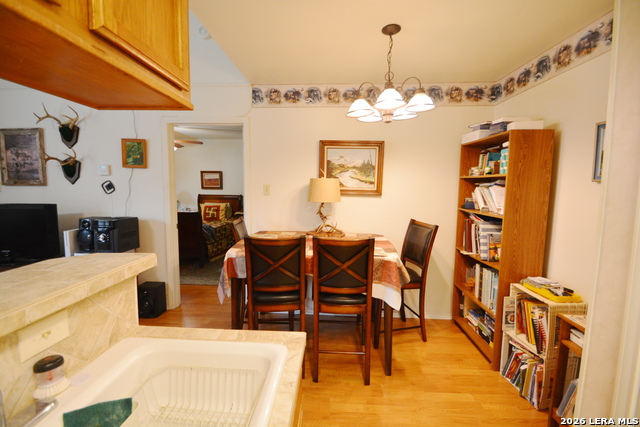 Image 8 of 19 For 4803 Hamilton Wolfe Road  704