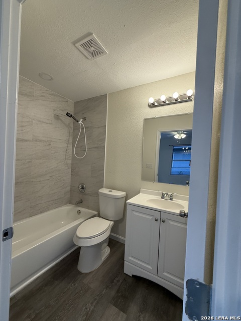 Image 10 of 19 For 3103 Neptune St