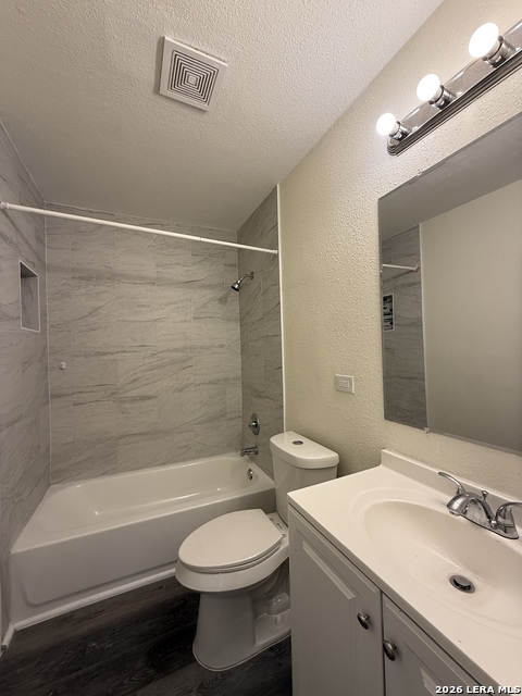 Image 14 of 19 For 3103 Neptune St