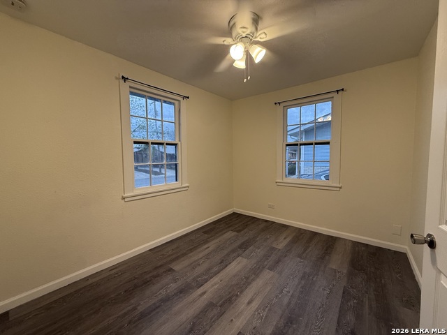 Image 16 of 19 For 3103 Neptune St