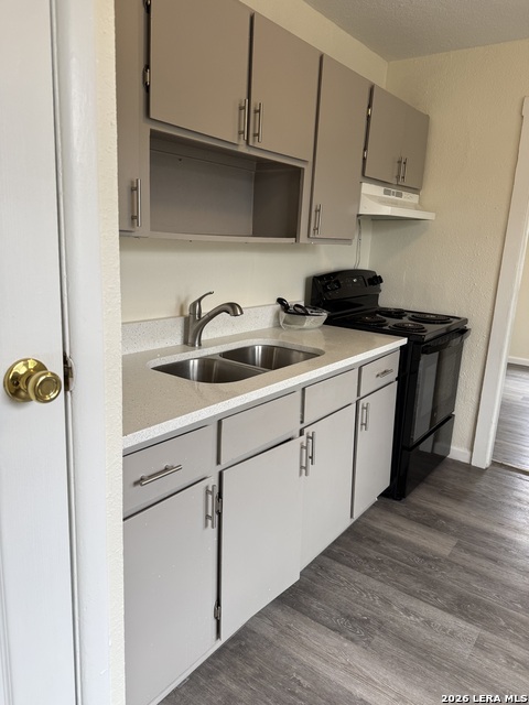 Image 5 of 19 For 3103 Neptune St