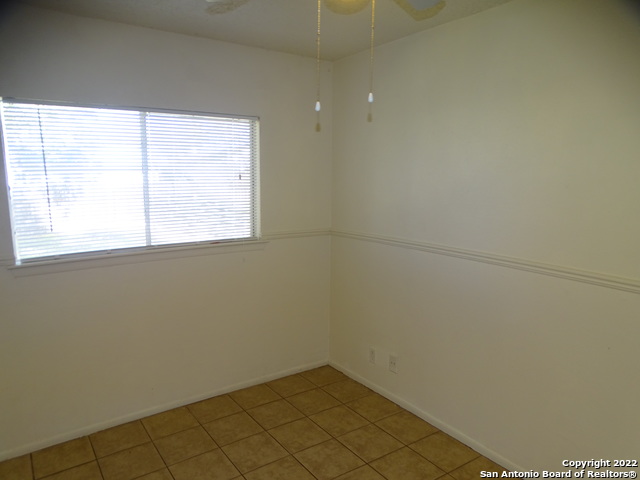 Image 11 of 25 For 9819 Valley Villa