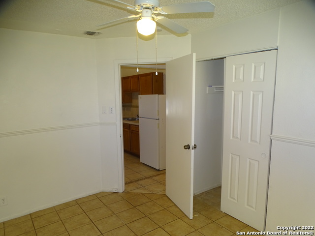 Image 13 of 25 For 9819 Valley Villa