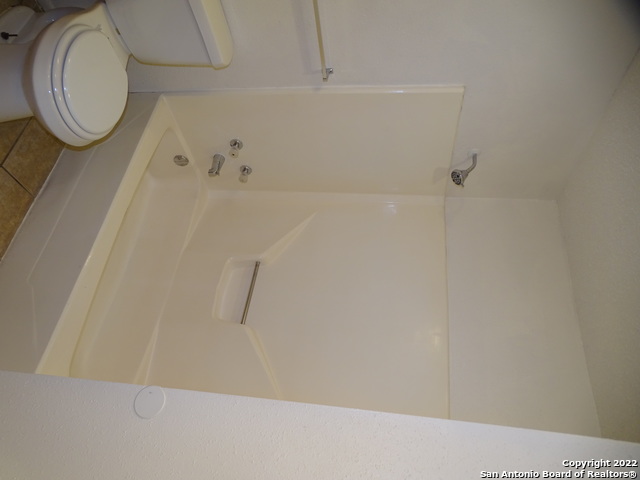 Image 23 of 25 For 9819 Valley Villa