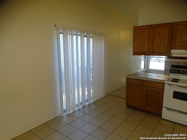 Image 9 of 25 For 9819 Valley Villa