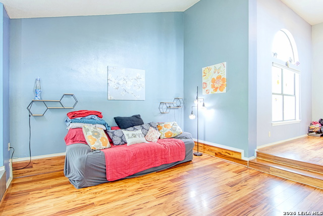 Image 11 of 39 For 14014 Shire Oak St