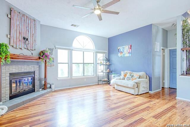 Image 13 of 39 For 14014 Shire Oak St