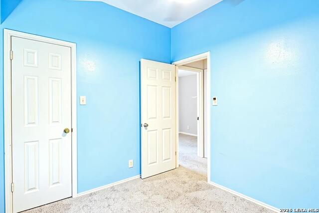 Image 32 of 39 For 14014 Shire Oak St