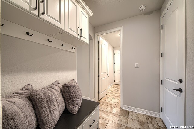 Image 15 of 46 For 7066 Jamie Lyn