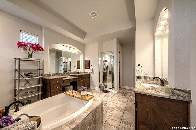 Image 19 of 46 For 7066 Jamie Lyn