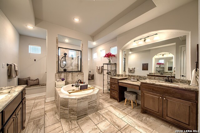 Image 20 of 46 For 7066 Jamie Lyn