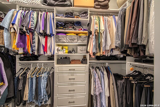 Image 24 of 46 For 7066 Jamie Lyn