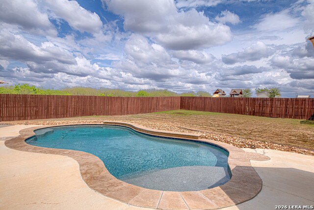 Image 33 of 46 For 7066 Jamie Lyn