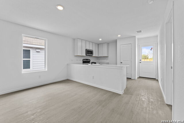 Image 14 of 22 For 12831 Kathleen St