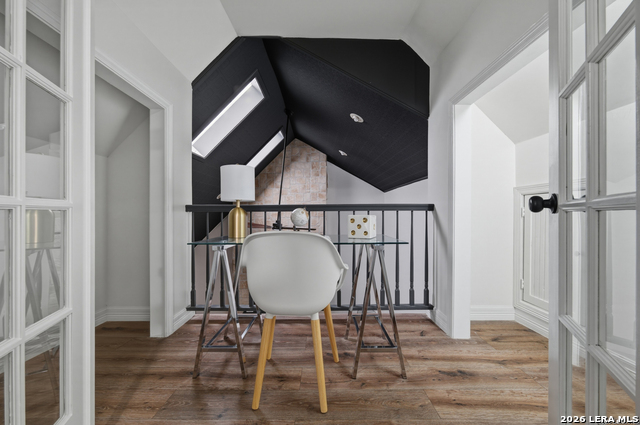 Image 28 of 35 For 7914 Windlake St