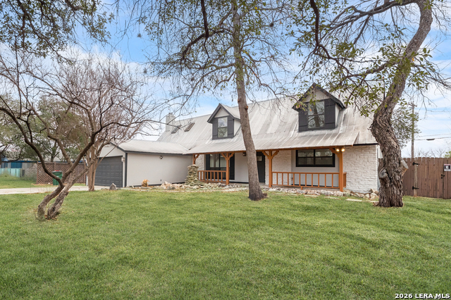 Image 3 of 35 For 7914 Windlake St