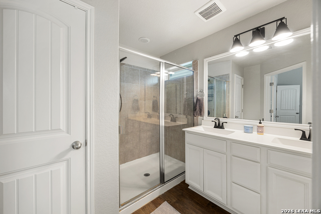 Image 18 of 35 For 11344 Silver Rose