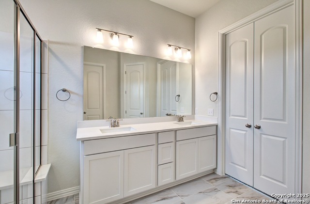Listing photo id 12 for 11135 Fruit Dove Trail