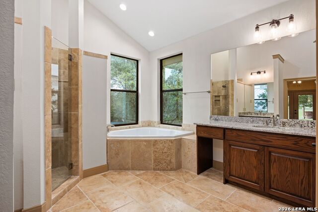 Listing photo id 19 for 207 Spring Mill Dr