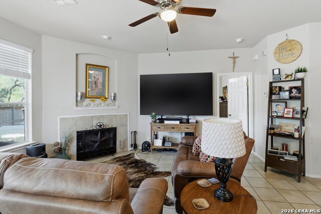 Image 5 of 22 For 2616 Gallant Fox Dr